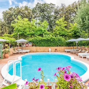 https://campeggio-souvenir.it-tuscanyhotel.com
